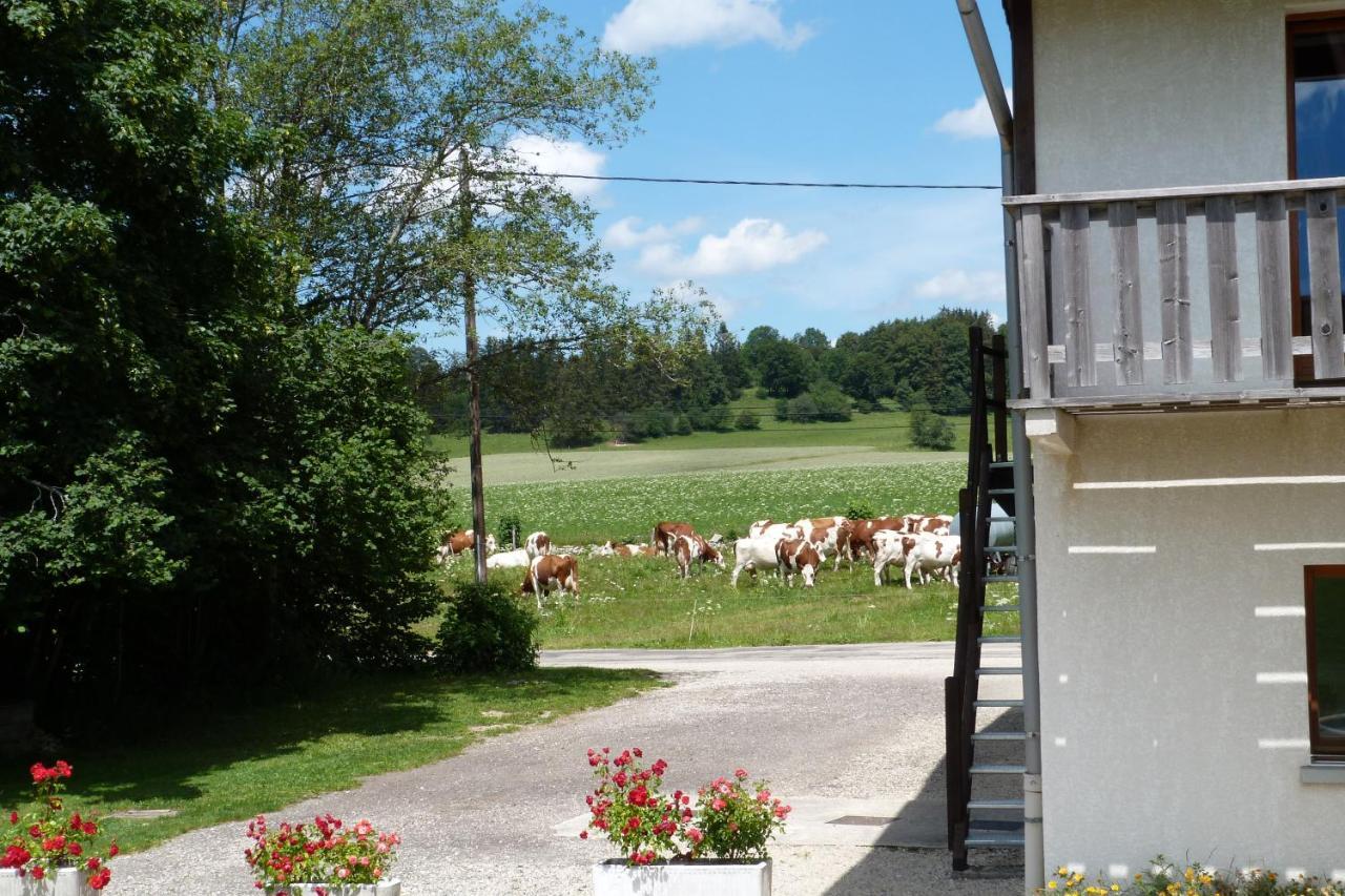 La Grange De Haute-Joux Les Fourgs Exterior foto